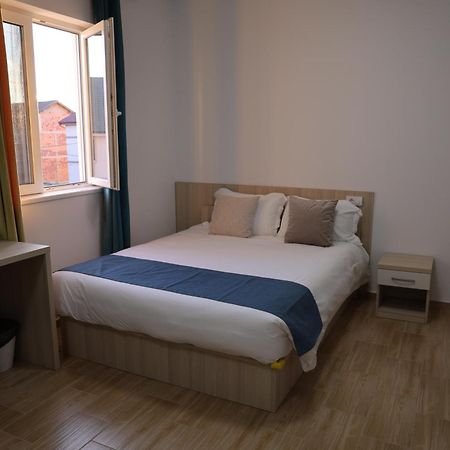 Home In Superior如家 Surčin Εξωτερικό φωτογραφία