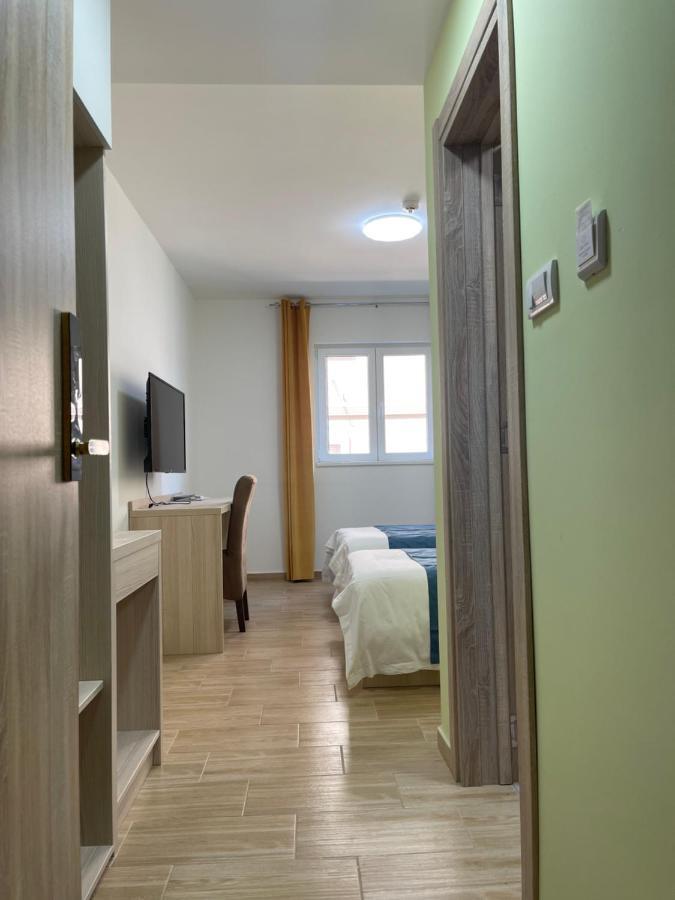 Home In Superior如家 Surčin Εξωτερικό φωτογραφία