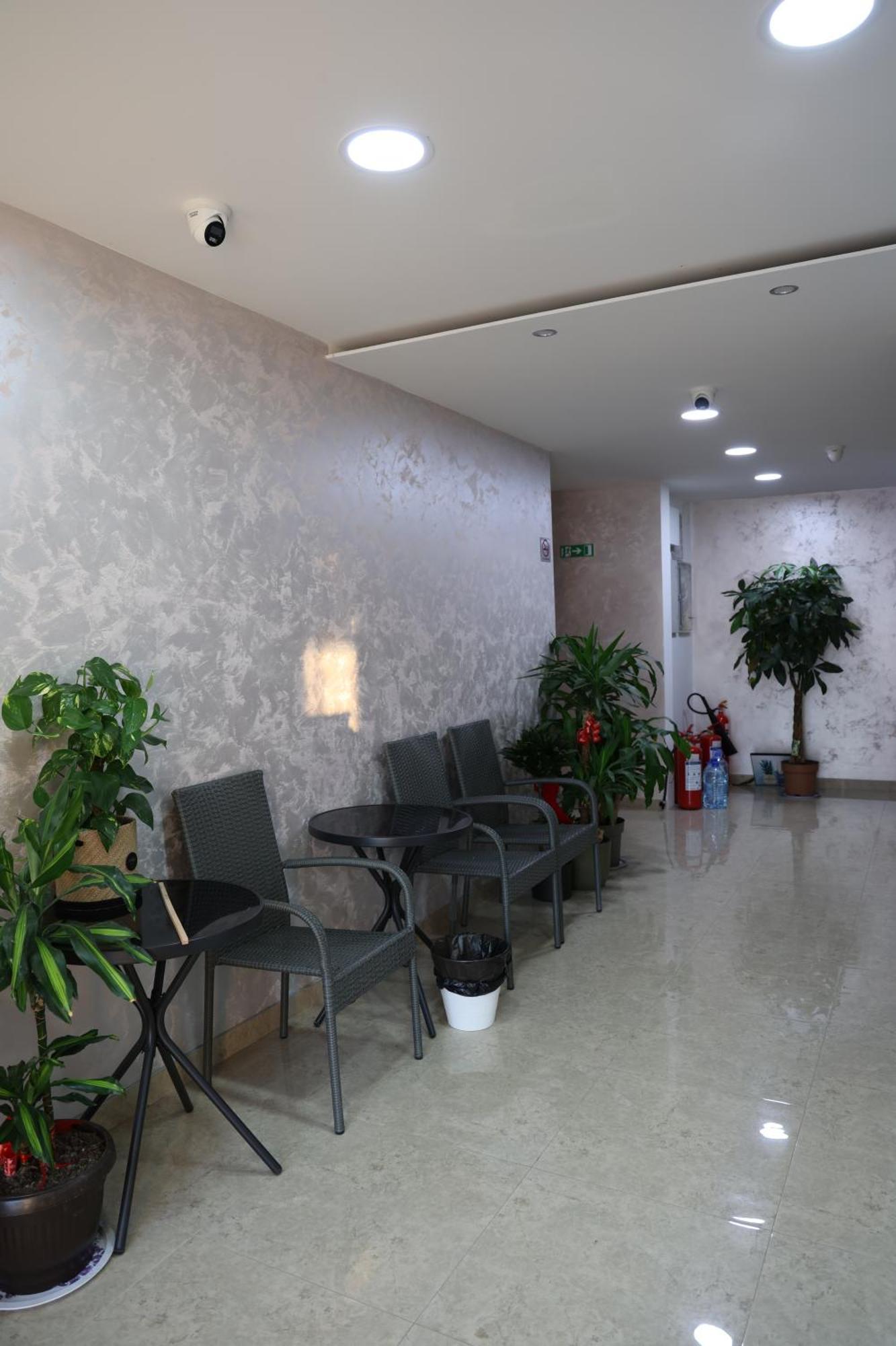 Home In Superior如家 Surčin Εξωτερικό φωτογραφία